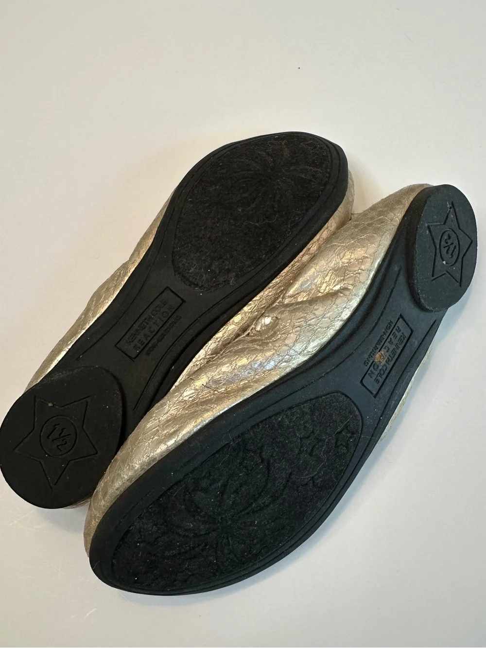 Kenneth Cole Reaction Metallic Gold Ballet Flats Girls Size 1 1/2